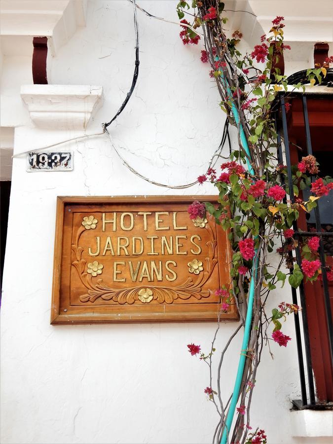 Hotel Jardines Evans By Geh Suites Момпос Екстериор снимка