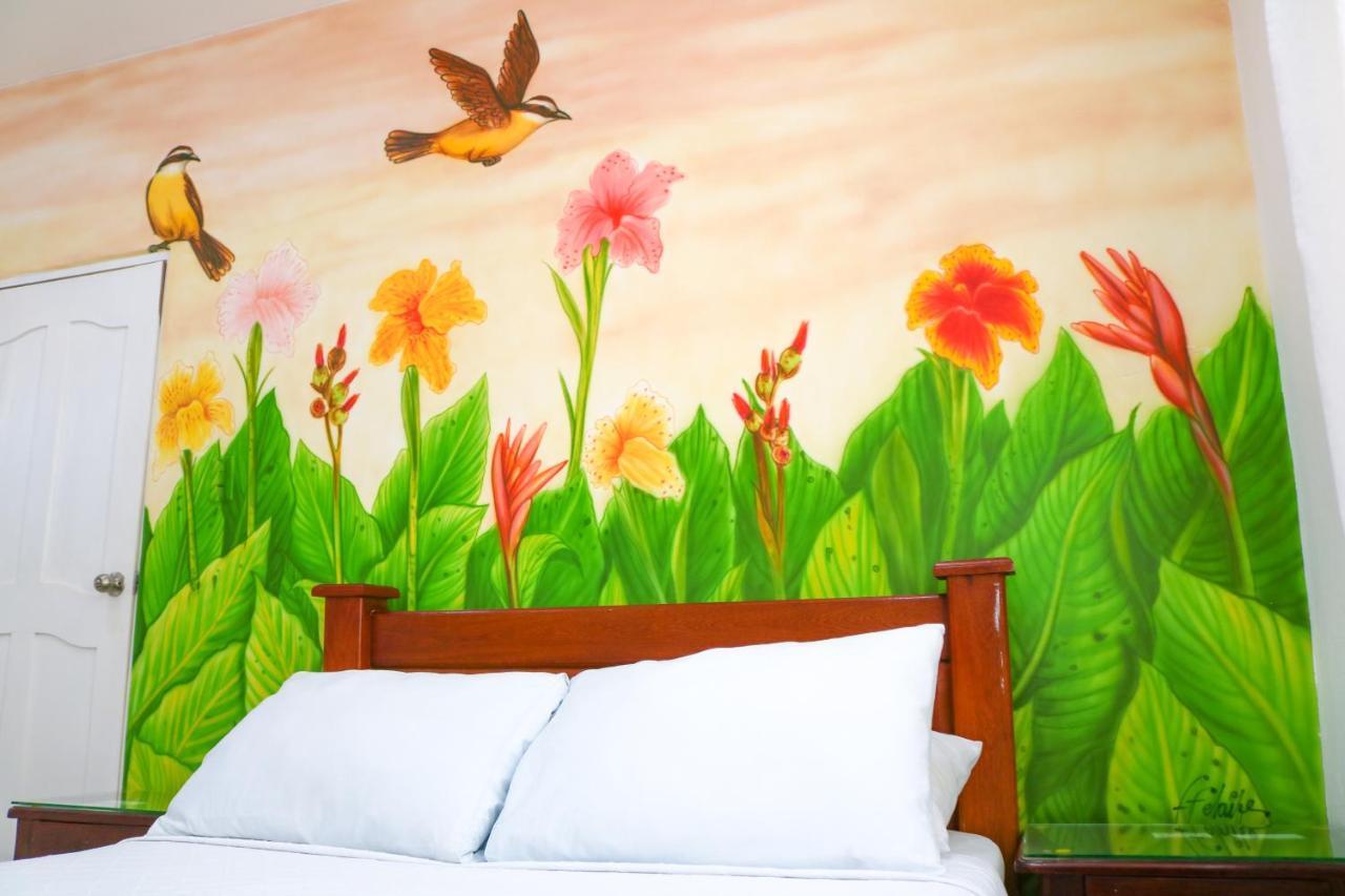 Hotel Jardines Evans By Geh Suites Момпос Екстериор снимка