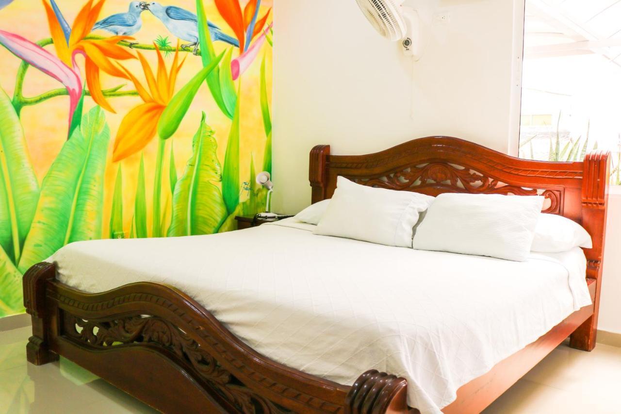 Hotel Jardines Evans By Geh Suites Момпос Екстериор снимка